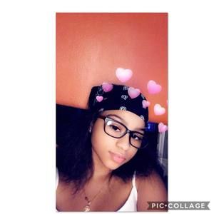 Meet your Posher, Angie